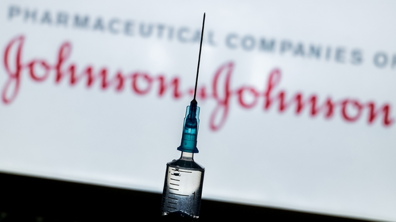 Названа возможная причина тромбоза после вакцины Johnson & Johnson