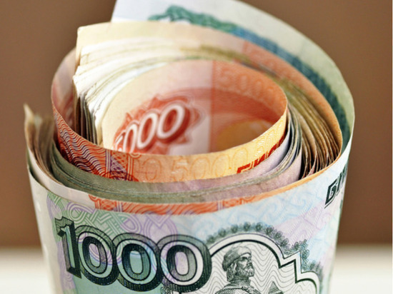 Работодателей освободили от социальных выплат:  как же получить больничные и декретные